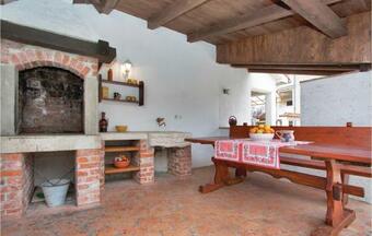 Holiday Home Labin Salakovci