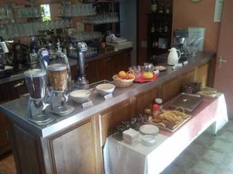 Les Ambassadeurs Hotel Le News