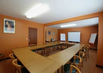 Hotel H�tel Des Dhuits