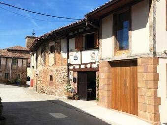 4 Bedrooms House With Lake View Garden And Wifi At Villasur De Herreros