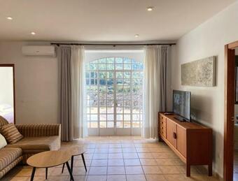 Apartamento Piso En Vall De Almonacid Con Vistas, Aire Acondicionado, Wifi Y Smart Tv