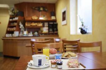 Kyriad Hotel Lamballe