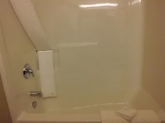 Devonian Hotel And Suites