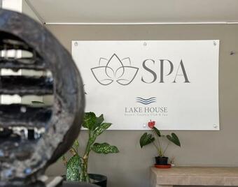 Hotel Lake House Resort Country Club & Spa