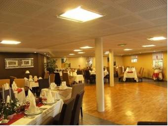 Hotel Logis H�tel De La Tour