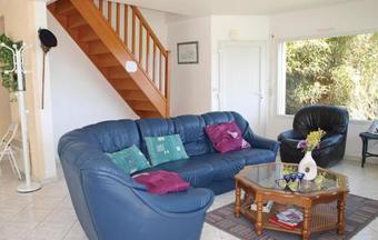 Holiday Home Pleubian 51