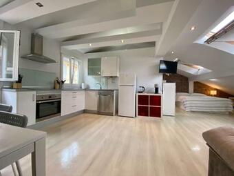 Apartamento Loft En Calle Emblemática