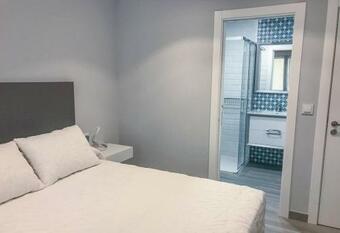 Apartamento Sakura Homes Ponferrada Centro 8 Plazas