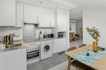 Aparthotel Limehome Madrid Calle De La Paloma