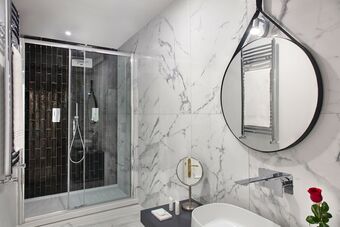 Hotel Fellini Design Suites