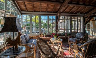 Ch�teau De L Abbaye De Moreilles