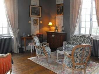 Ch�teau De Montbrault