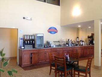 Hotel Baymont Inn & Suites - Beloit