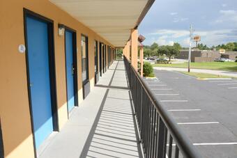 Motel Baymont By Wyndham Santee