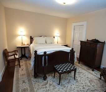 Bed & Breakfast Inn On Poplar Hill