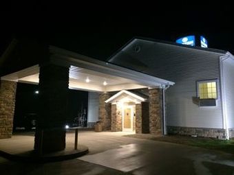 Cobblestone Hotel & Suites - Punxsutawney