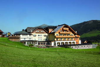 Alm.gut - Das Vital Und Relaxhotel