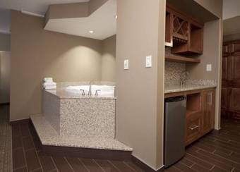 Hotel Comfort Suites Avenel