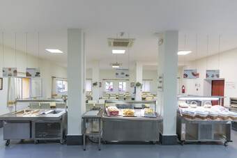 Hostal Marbella Inturjoven Youth Hostel