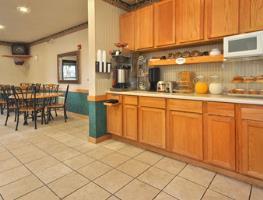 Super 8 Motel Goshen