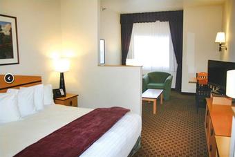 Crystal Inn Hotel & Suites - Great Falls