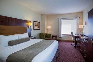 Crowne Plaza Hotel Milwaukee West
