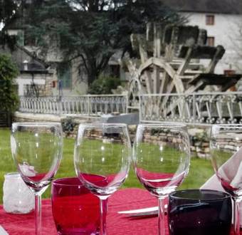 Hotel Restaurant Le Clos De La Vouge