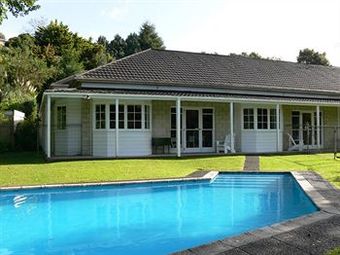 Discovery Settlers Hotel