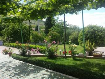 Hostal Pansion Pero Elez