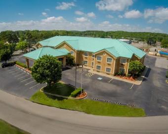 Hotel Quality Inn And Suites Alma