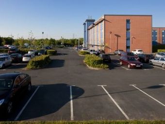 Hotel Holiday Inn Express Kassam Stadium