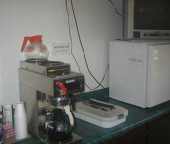 Motel Embassy Inn - Hohenwald