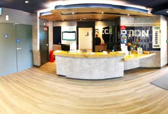 Hotel Ibis Budget Courbevoie Paris
