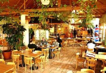 Gastland M0 Hotel �s �tterem