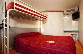 Hotel Premi�re Classe Tarbes - Bastillac