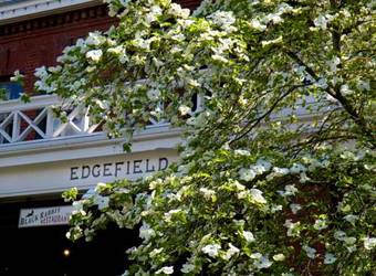 Hotel Mcmenamins Edgefield