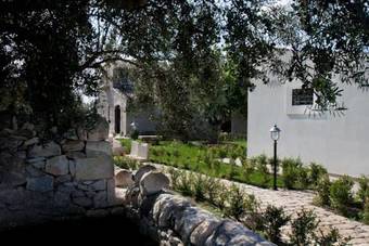 Agroturismo Serravalle Relais & Country Villa With Private Pool - Esclusive Use