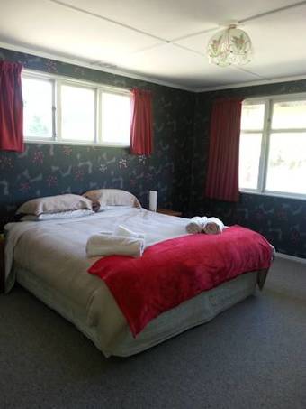 Judge Rock Exclusive Vineyard Cottage Accommodation