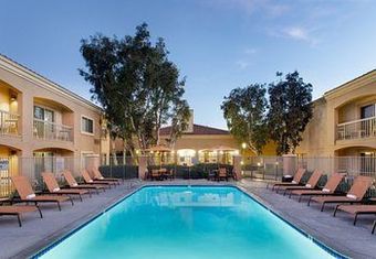 Hotel Courtyard By Marriott Camarillo