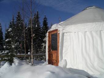 Lodge Halvorseth Yurts