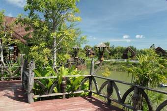 Hotel Ruanrattakarn Resort