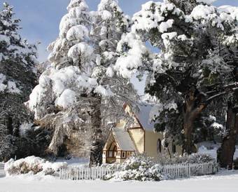 Motel Burkes Pass Accommodation