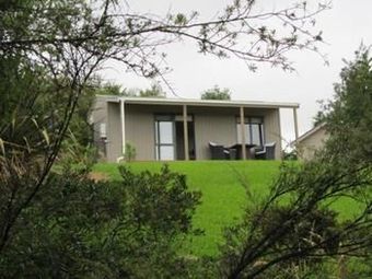 Bed & Breakfast Auckland Country Cottages