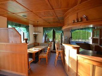 Spacious Holiday Home In Deutschneudorf In The Ore Mountains