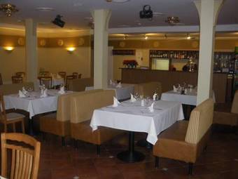 Hotel Restoranas - Sve?i? Namai - Restaurant - Guest House Perk?nkiemis