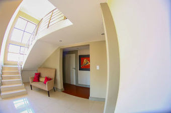 Hostal Alabaster Box B&B