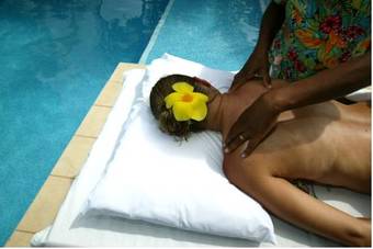 Hotel Mangoes Resort