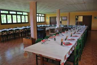 Albergue Casa De Col�nies La Cadamont