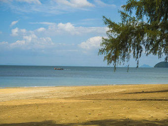 Koh Jum Beach Villas