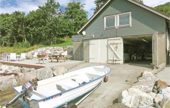 Holiday Home Hundeivik Sj�bua